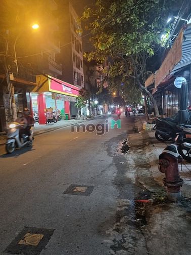 Hình ảnh Gần Vincom Cộng Hòa - nhà cấp 4 - 43m2 - hẻm 4m - giá 4.x tỷ.