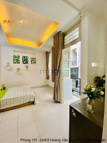 Hình ảnh Phòng bancol ngay ngã tư Phú Nhuận