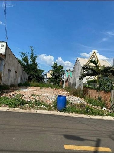 Hình ảnh Em cần bán gấp lô đất 150 m2 liền kề tại phường Long Bình, Quận 9.