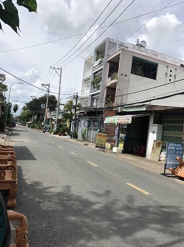 Hình ảnh Em cần bán gấp lô đất 150 m2 liền kề tại phường Long Bình, Quận 9.