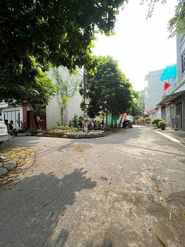 Hình ảnh Cần bán đất đối diện trường ngô sỹ liên !và cạnh chợ.và rất nhiều cơ