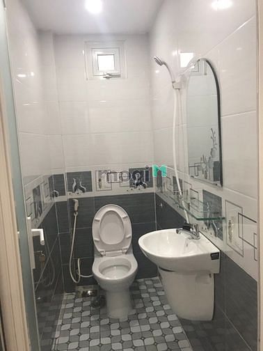 Hình ảnh Bán nhà 76/1 Ba Vân,p14,Tân Bình.Đúc 3 Lầu, 2PN,3wc,pk, bếp. Full NT