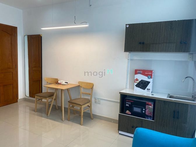 Hình ảnh Mb6623 nạp rút nhanh chóng ban công thang máy sau lưng bệnh Viện Bình Dân Điện Biên Phủ q3