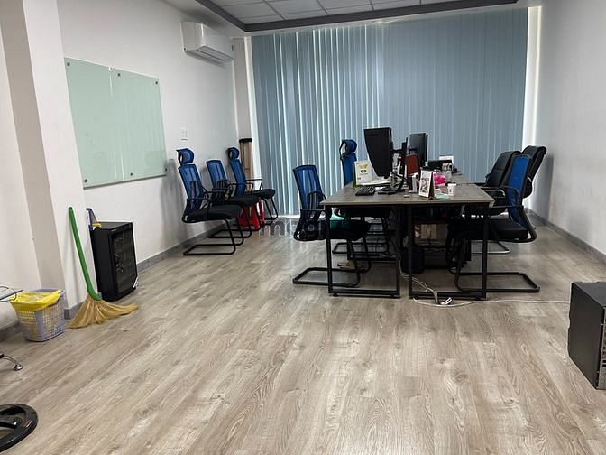 Hình ảnh Cho thuê nhà MT Đồ Sơn, P4, Tân Bình hầm 5 lầu chỉ 50tr