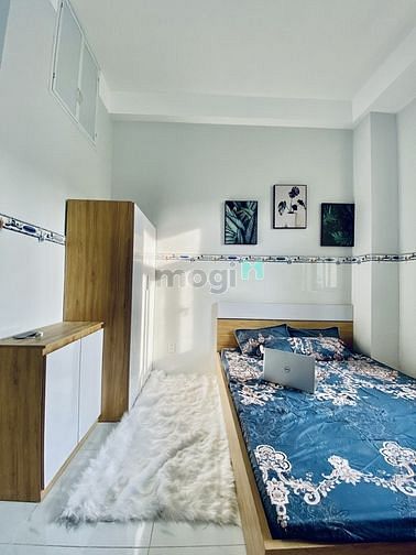 Hình ảnh CHDV full nội thất_bancol cửa sổ lớn ngay cầu vượt Hoàng Hoa Thám