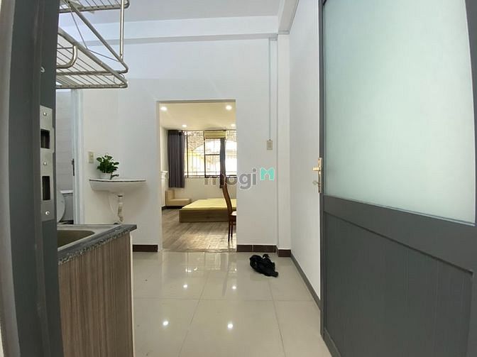 Hình ảnh Cho Thuê Suite 35m2 y hình Quận 11 đường Minh Phụng
