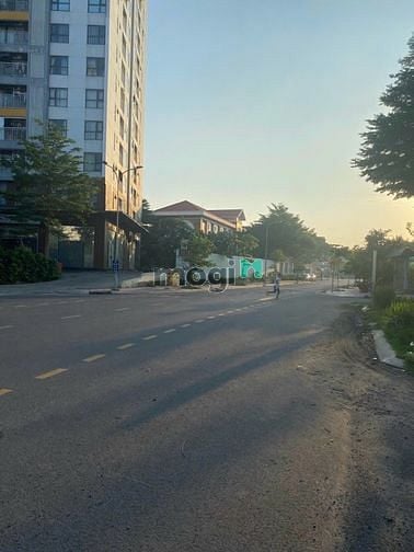 Hình ảnh Đất nền KDC Hóc Môn giá 1tỷ5/nền, sổ hồng riêng công chứng liền