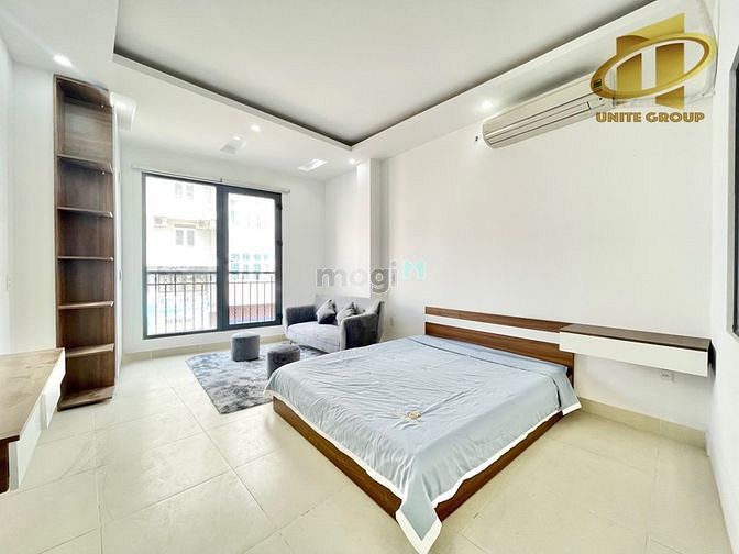 Hình ảnh CHDV 40m2 full nội thất cửa sổ ban công ngay sân bay