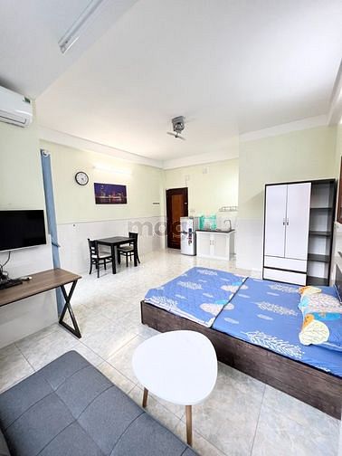 Hình ảnh Căn phòng 30m2 thoải mái rộng rãi Ban công thoáng - giáp sát Quận 1