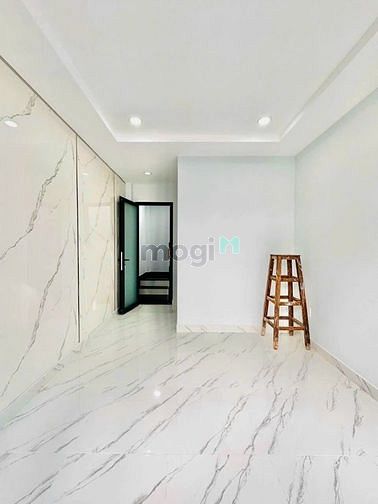 Hình ảnh Nhà mới đầy tiềm năng 42.5m2,giá 3tỷ2,sổ sẳn, Bát Nàn,Quận 2