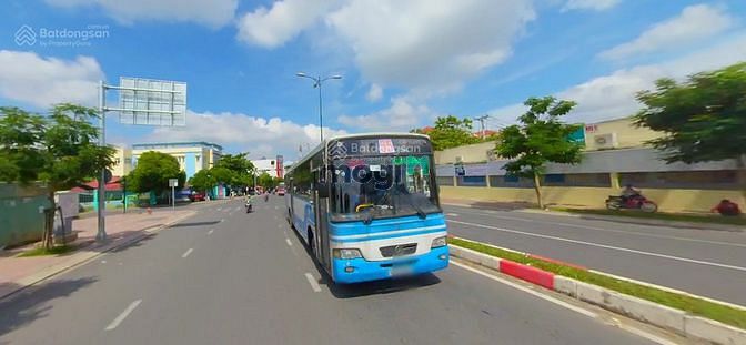 Hình ảnh Tôi cần bán lô đất đường Lê Văn Việt,Quận 9, LK Vincom, SHR, 80m2/2tỷ6
