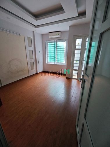 Hình ảnh Cho thuê nhà riêng ngõ 165 Dương Quảng Hàm 45m2 4 tầng 4 ngủ 15 triệu