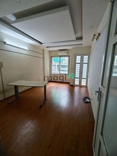 Hình ảnh Cho thuê nhà riêng ngõ 165 Dương Quảng Hàm 45m2 4 tầng 4 ngủ 15 triệu