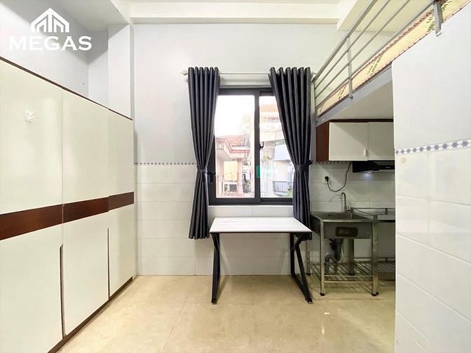 Hình ảnh Cho thuê Trang Chủ MB66.COM / Đăng Ký Tặng 66K quận 10 Duplex Full nội Thất Cửa sổ trời lớn