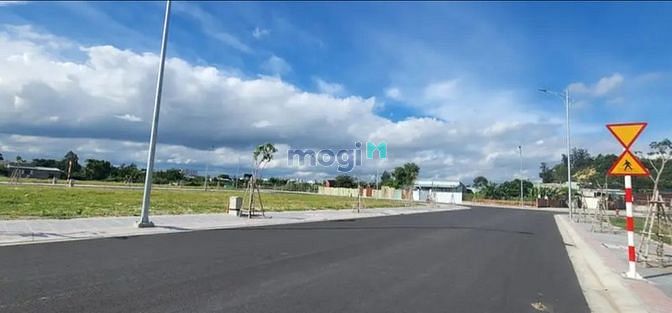 Hình ảnh Thanh lý nhanh lô đất thổ cư đường Nguyễn Hoàng, Quận 2 80m2 Giá 2tỷ1