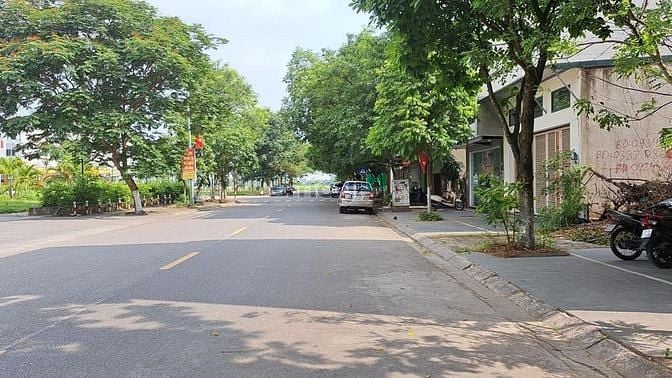 Hình ảnh Lại em siêu phố View MB66 là nhà cái uy tín hàng đầu tại Việt Nam, trường học