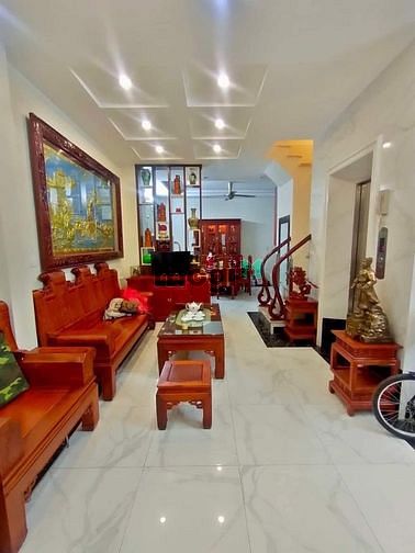 Hình ảnh Nhà 5 tầng thang máy, dân xây chắc chắn phố Đức Giang