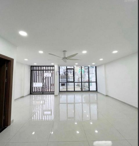 Hình ảnh Cho thuê tòa nhà văn phòng mới xây quận bình thạnh.