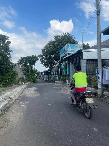 Hình ảnh Cần bán miếng đất gia đình để lại
