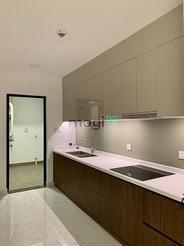 Hình ảnh 2PN - 98m2 - NTBC tầng cao view thoáng mát, tiện ích đầy đủ từ A-Z