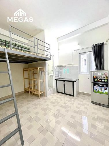 Hình ảnh Cho thuê Căn Hộ ban công Full nội thất Gần Cv Lê Văn Tám - 35m2 Quận 1