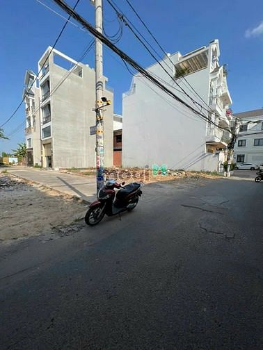 Hình ảnh chính chủ bán lô đất thổ cư giá 4ty8 quận 2, Tphcm