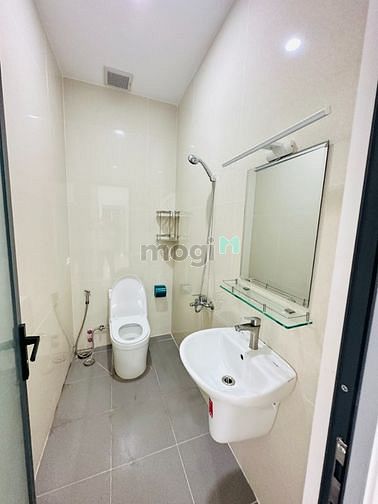 Hình ảnh Cho Thuê Căn Hộ STUDIO Lơn 45m2 Full Nội Thất_Ban Công Q. Bình Thạnh