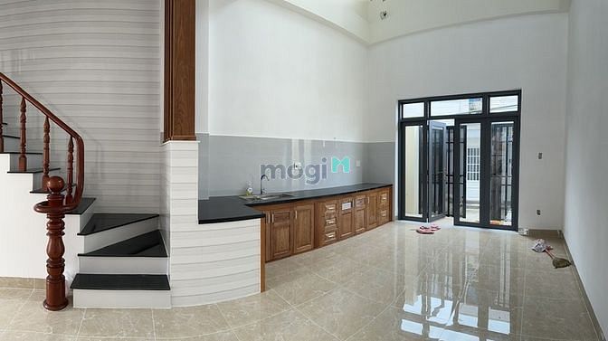 Hình ảnh cho thuê nhà mặt tiền nguyễn thị định