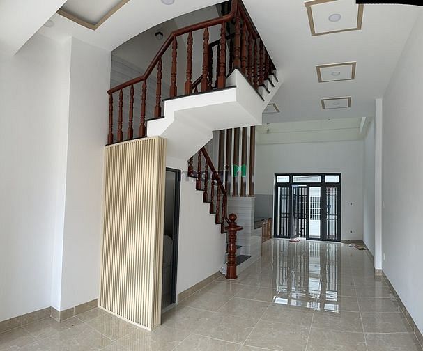 Hình ảnh cho thuê nhà mặt tiền nguyễn thị định