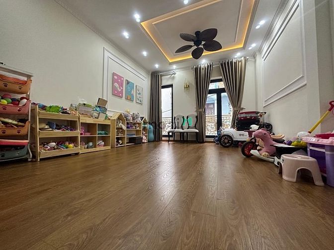 Hình ảnh Siêu biệt thự Tân cổ điển Sài Đồng. Nhìn là mê.