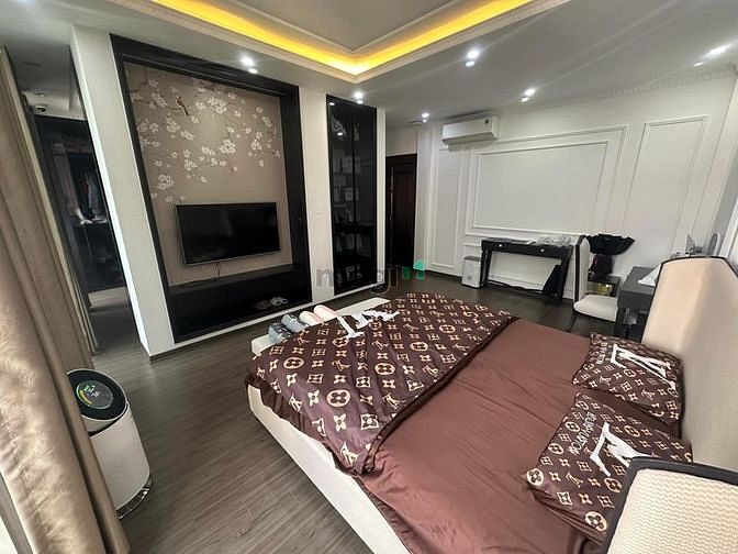Hình ảnh Siêu biệt thự Tân cổ điển Sài Đồng. Nhìn là mê.