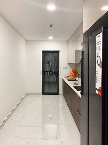 Hình ảnh Brilliant - 2PN - 98m2, Full NT mới, tầng cao view hồ bơi thoáng mát