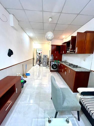 Hình ảnh Sốc CHDV 1PN BANCON, máy giặt riêng, bếp hút mùi, lò visóng, thang máy