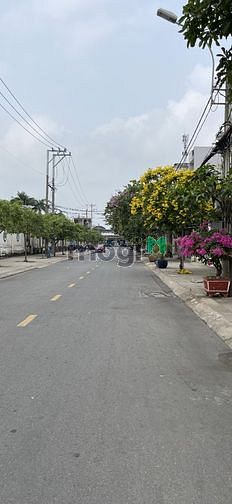 Hình ảnh Cho thuê hoặc bán biệt thự Quận 2.
