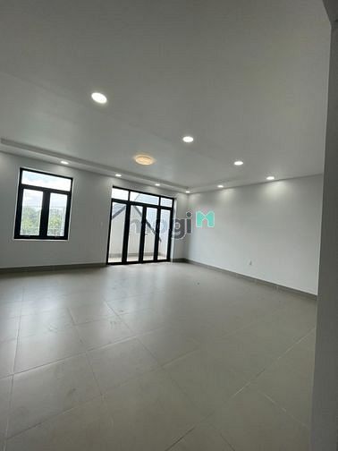 Hình ảnh Cho thuê hoặc bán biệt thự Quận 2.