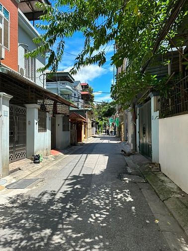 Hình ảnh Đất Giang Biên phân lô, ô tô vào đất, giá nhỉnh 60tr/m2