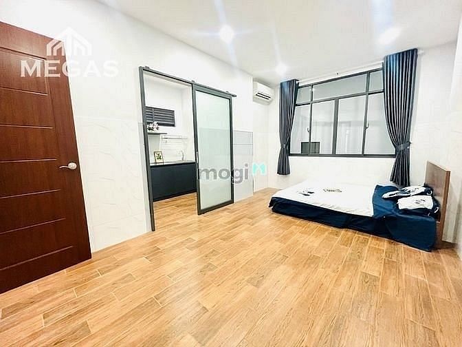 Hình ảnh 🏡Căn Hộ Cao Cấp - FULL NỘI THẤT - CÓ BANCOL VIEW SG 🏡