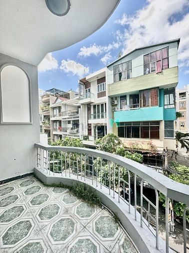 Hình ảnh Phòng full nội thất, có bancony ở phường 12