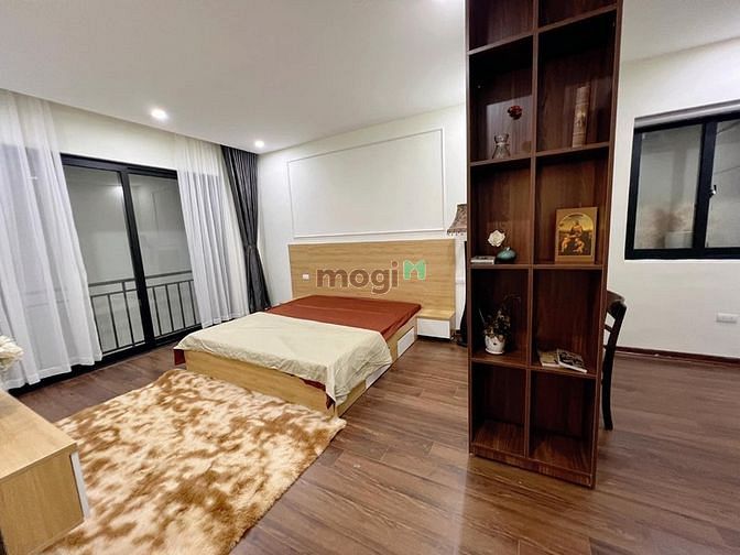 Hình ảnh Bán nhà Phố Trạm 45m2- 5 tầng-mt 4m–Ô TÔ TRÁNH–KINH DOANH–HƠN 6 TỶ