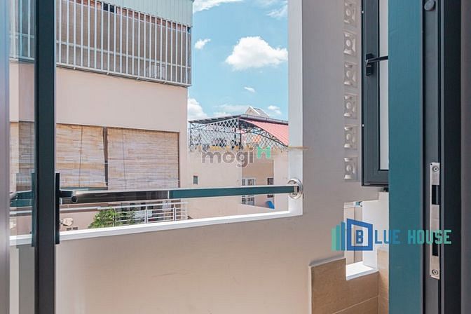 Hình ảnh studio full tiện nghi gần LOTTE Cộng Hoà - ban công - cửa sổ thoáng