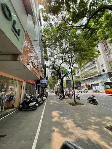 Hình ảnh Cho thuê nhà mặt phố Thái Hà - Đống Đa DT 65m2 MT 5m .