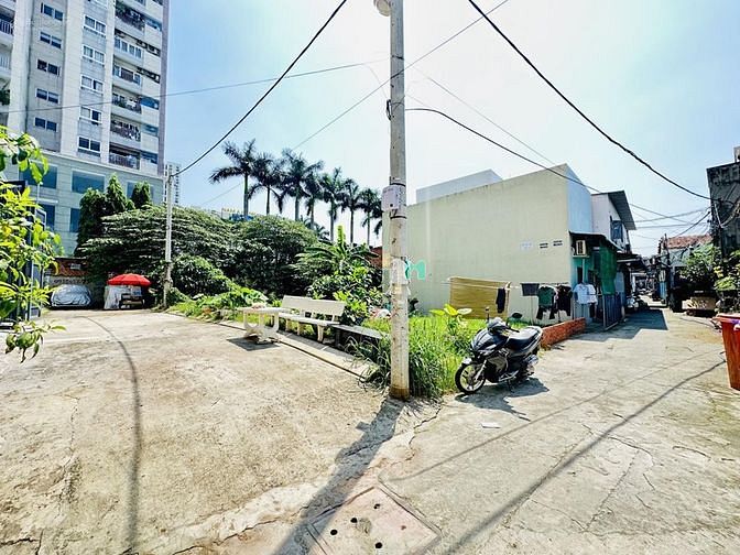 Hình ảnh Đất sổ đỏ phường Bình Trưng Tây Quận 2, cách Nguyễn Duy Trinh 20m