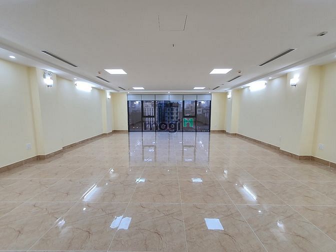 Hình ảnh Cho Thuê NHà Phố Duy Tân - Quận Cầu Giấy - Dt 200m2 x 9 tầng.