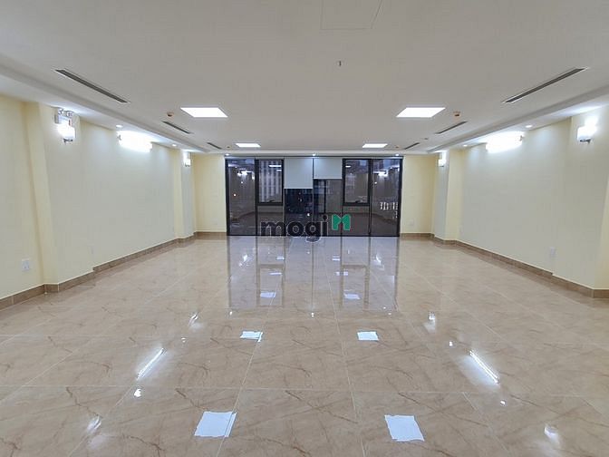 Hình ảnh Cho Thuê NHà Phố Duy Tân - Quận Cầu Giấy - Dt 200m2 x 9 tầng.
