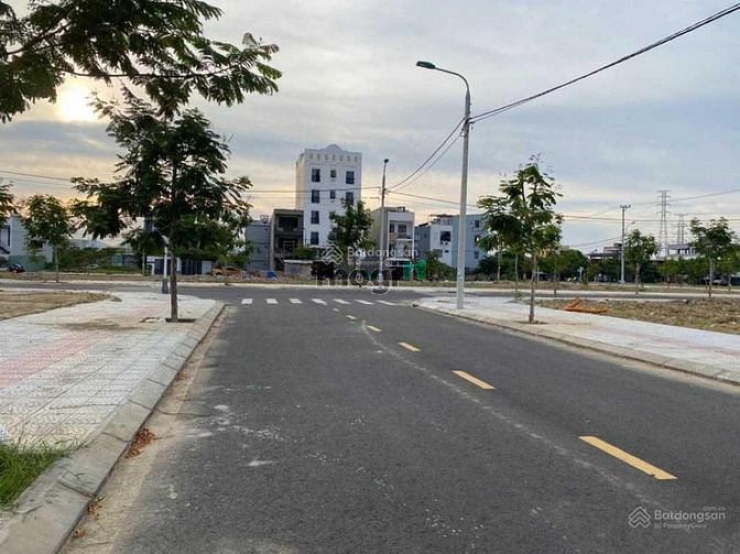 Hình ảnh Sở hữu nền đất nằm ở KDC Đảo Kim Cương, Quận 9,Giá 1tỷ 8