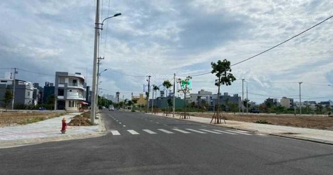 Hình ảnh Sở hữu nền đất nằm ở KDC Đảo Kim Cương, Quận 9,Giá 1tỷ 8