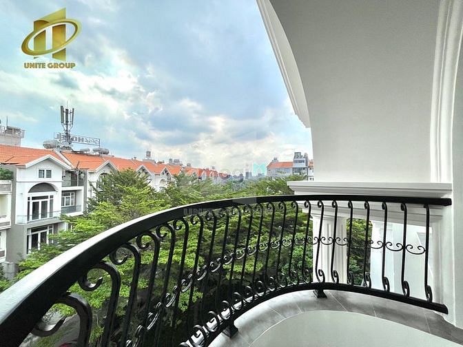 Hình ảnh CHDV BANCONG thoáng mát - THIẾT KẾ Phong cách mộc - Ngay trung tâm Q7
