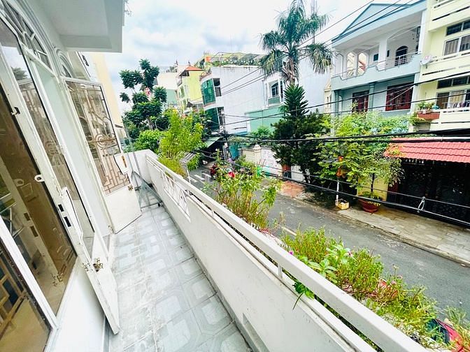 Hình ảnh 2 Phòng Ngủ Dành Cho Nhóm Bạn 4-5 người