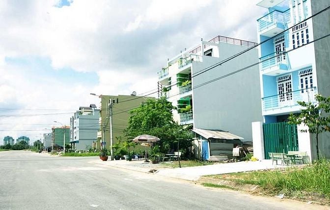 Hình ảnh Bán gấp 20 nền đất ngay KDC Phong Phú 5, Bình Chánh,Giá2tỷ3/DT120m2