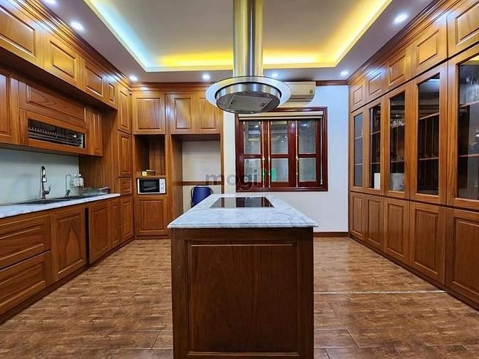 Hình ảnh Chính chủ b.á.n nhà mặt Phố Văn Cao – Ba Đình. Diện tích 80m2, 7tầng